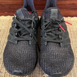Men’s Adidas Ultra Boost Sneakers, size 10